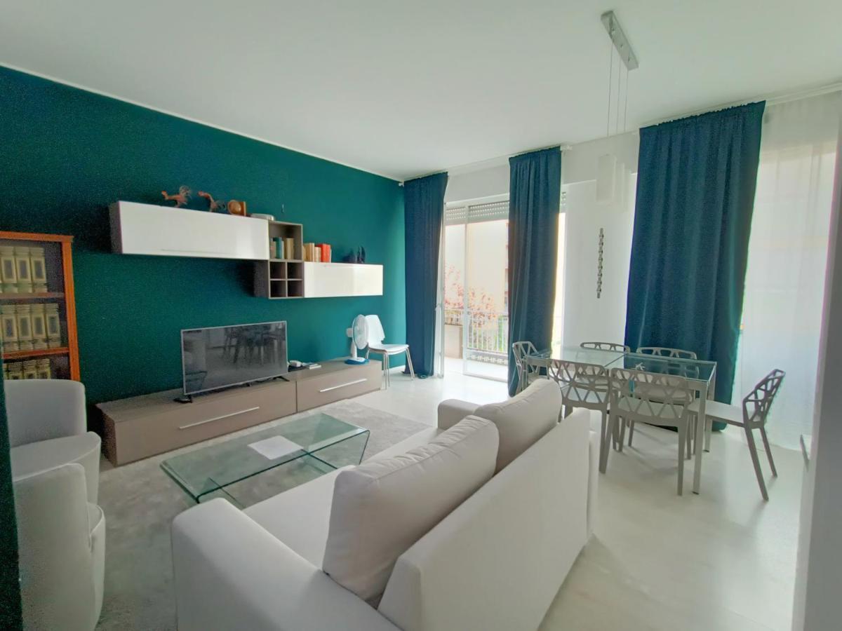 Joivy Elegant Flat For 6 With 2 Balconies Apartment Milan Exterior photo